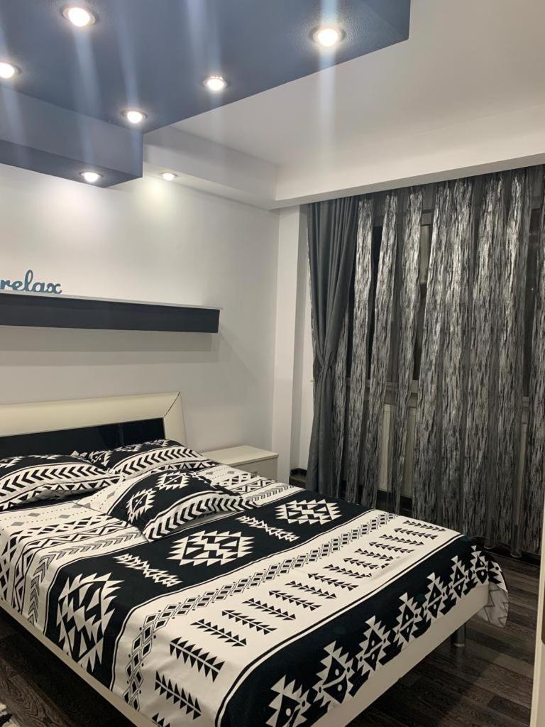 Apartament B Orizont Bacău Exterior foto